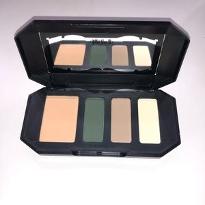 KAT VON D - SHADE + LIGHT EYE PALETTE